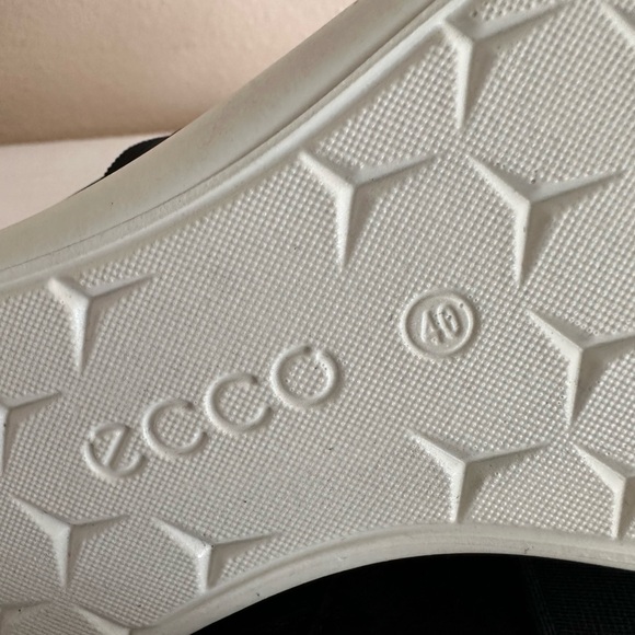 New ECCO Sense Li Black Mesh Light Slip On Casual Sneakers Women’s EU40 US9-9.5 - Picture 11 of 13